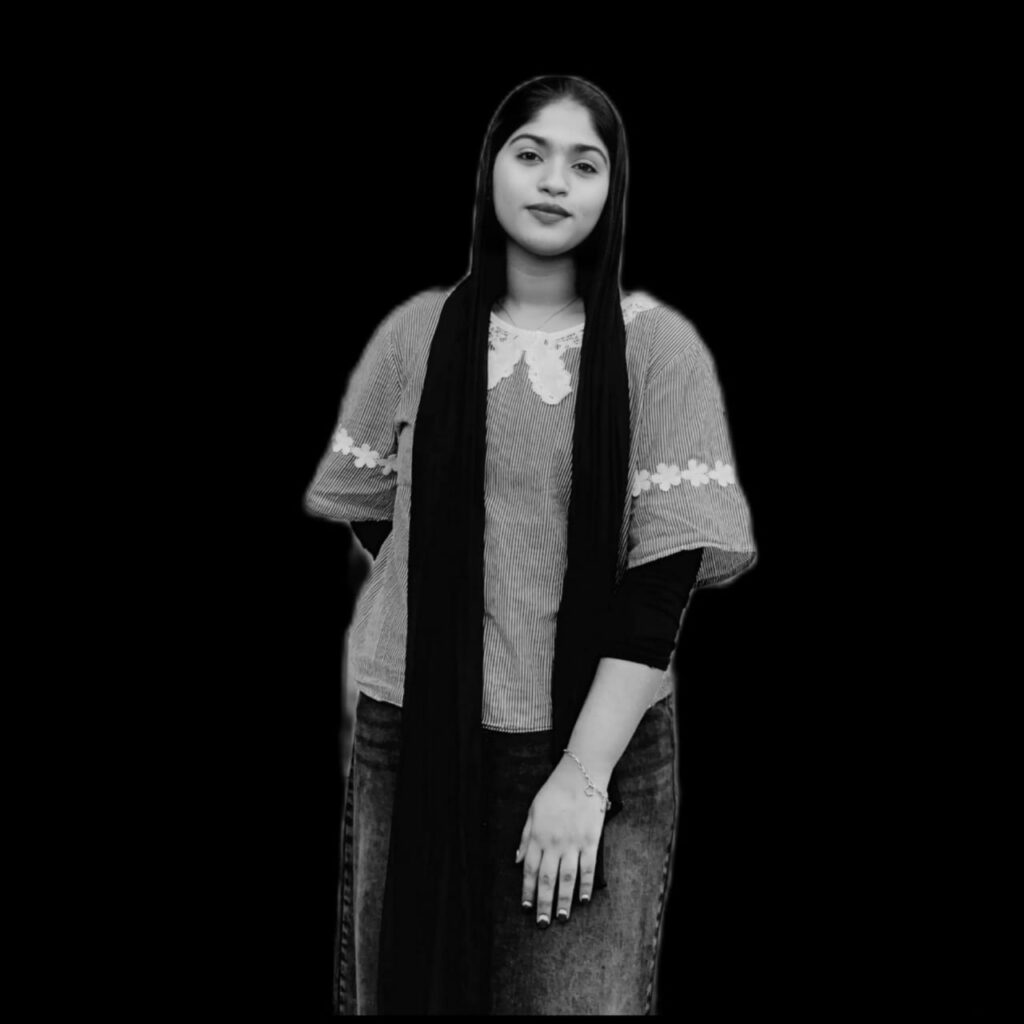 “Professional photo of a female digital marketing expert standing confidently, representing a personal brand in the digital marketing industry.”